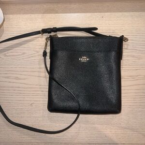Coach kitt messenger crossbody